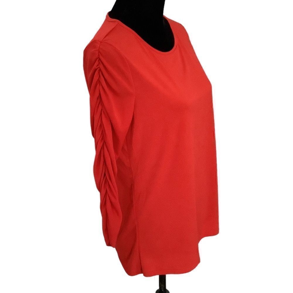 Ava James Ruched Top M